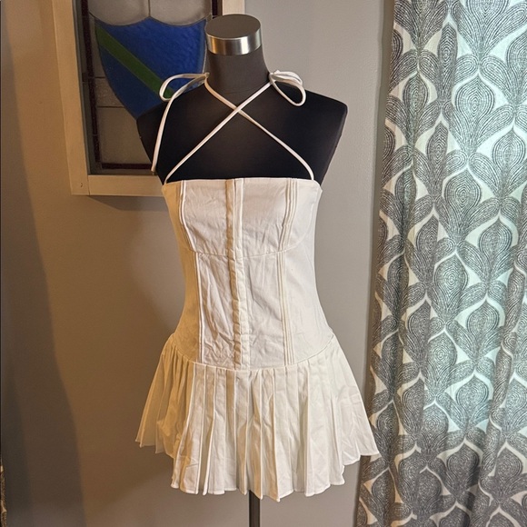 Edikted Corseted Pleated Mini Dress SZ Small - Picture 2 of 12